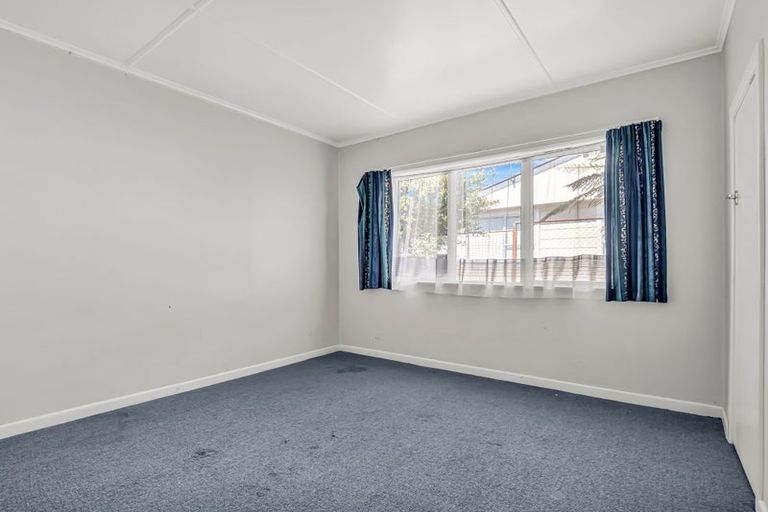 Photo of property in 15 Glenfield Road, Owhata, Rotorua, 3010