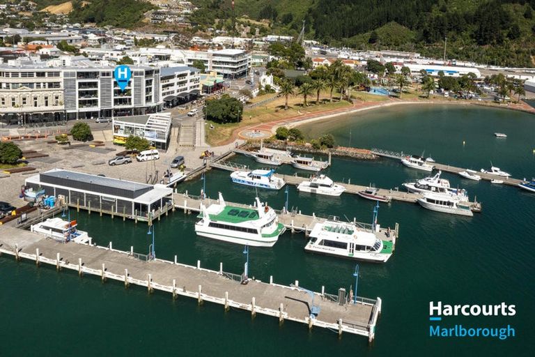 Photo of property in Oxleys Rock Apartments, 303/6 London Quay, Picton, 7220