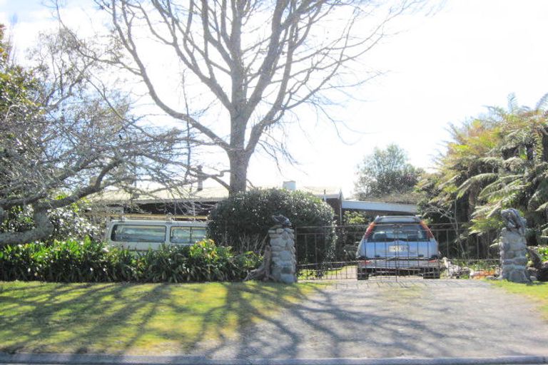 Photo of property in 38 Oruatua Avenue, Tauranga Taupo, Turangi, 3382