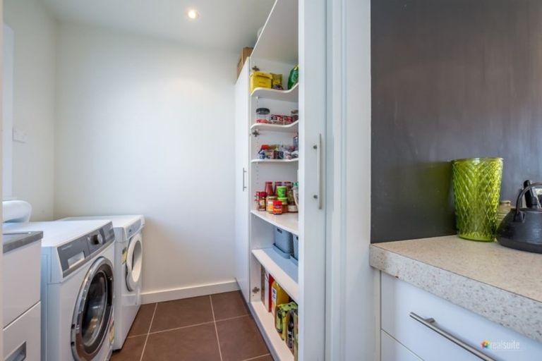 Photo of property in 13 Plunket Avenue, Petone, Lower Hutt, 5012