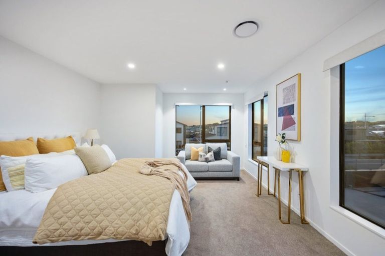 Photo of property in 7 Hanikura Street, Long Bay, Auckland, 0630