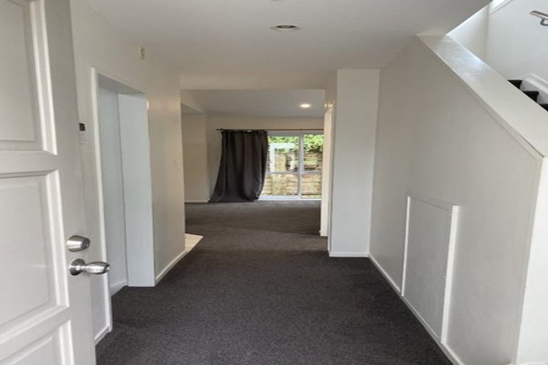 Photo of property in 13/30 John Jennings Drive, Oteha, Auckland, 0632