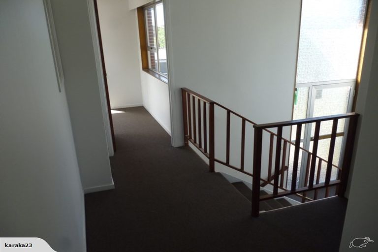 Photo of property in 3 Marama Place, One Tree Point, 0118