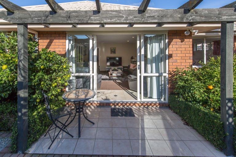 Photo of property in 2/59 Brodie Street, Ilam, Christchurch, 8041