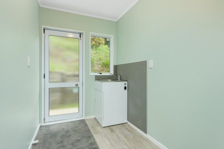 Photo of property in 35b Meander Drive, Welcome Bay, Tauranga, 3112