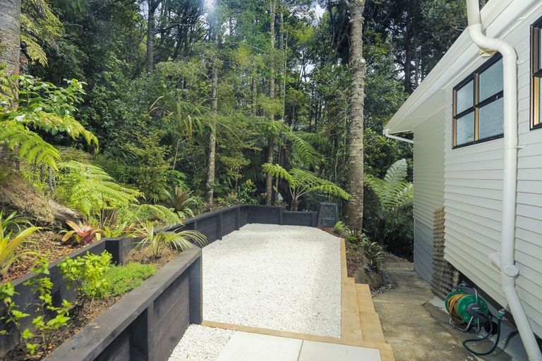 Photo of property in 232 Konini Road, Titirangi, Auckland, 0604