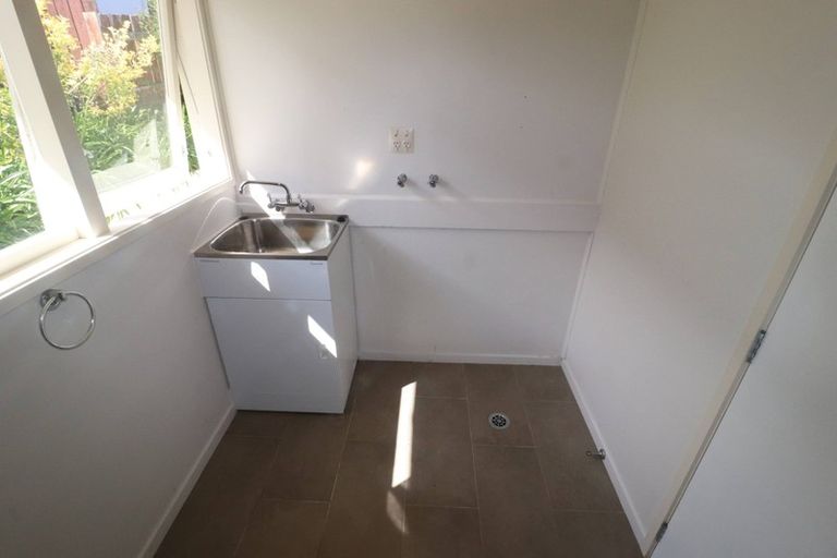 Photo of property in 1 Red Bluff Rise, Campbells Bay, Auckland, 0630