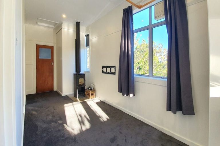 Photo of property in 40 Canterbury Street, Lyttelton, 8082