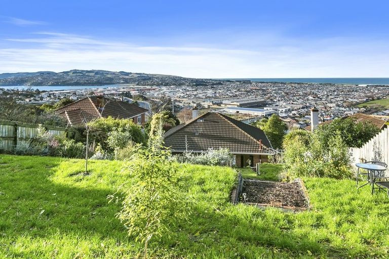 Photo of property in 67 Forfar Street, Clyde Hill, Dunedin, 9011