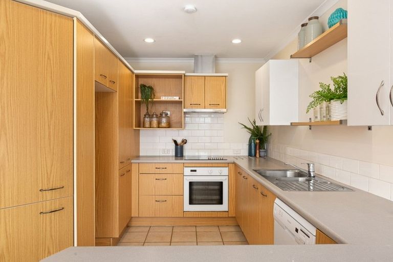 Photo of property in 34 Harvest Drive, Henderson, Auckland, 0612