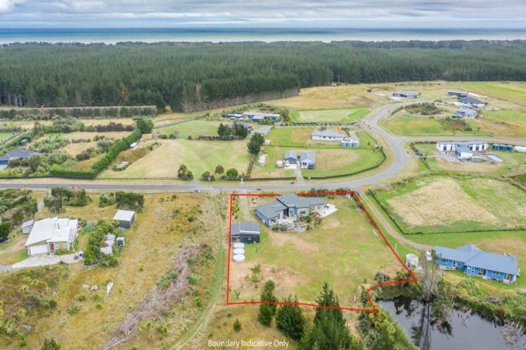 Photo of property in 36 Kanuka Drive, Waitarere, Levin, 5510