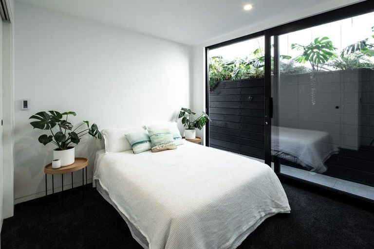 Photo of property in 61 Rose Road, Grey Lynn, Auckland, 1021