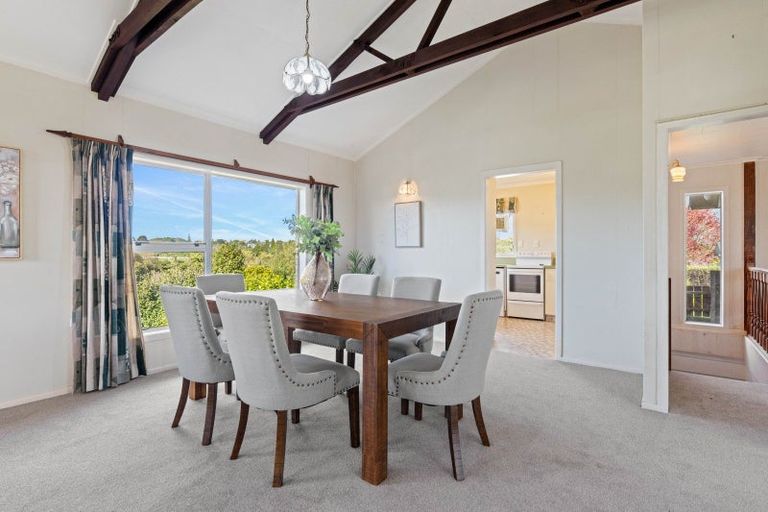 Photo of property in 6c Fairview Place, Westown, New Plymouth, 4310