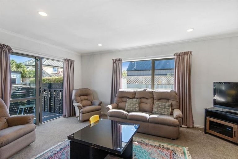 Photo of property in 63 Bishop Street, St Albans, Christchurch, 8014