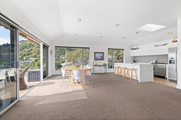 Photo of property in 362b Waikawa Road, Waikawa, Picton, 7220