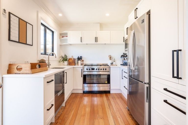 Photo of property in 12 Montrose Street, Mosgiel, 9024