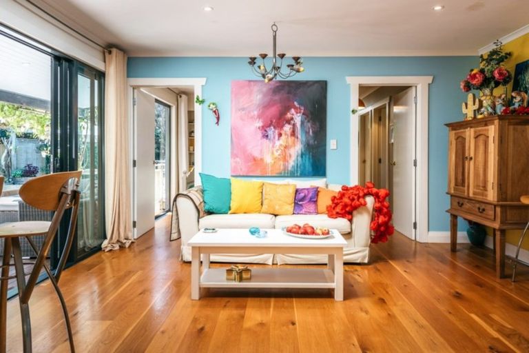 Photo of property in 40 Calais Terrace, Ostend, Waiheke Island, 1081