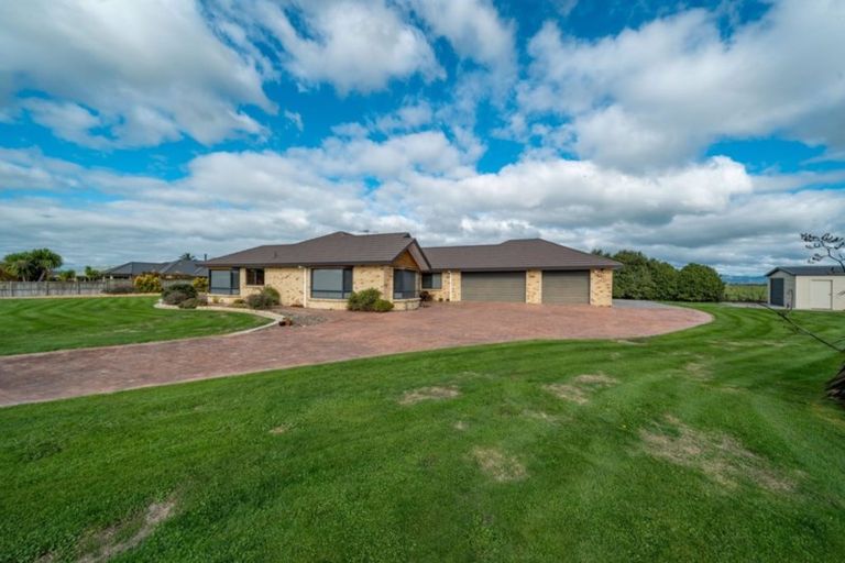 Photo of property in 18 Harris Place, Ngatea, 3503