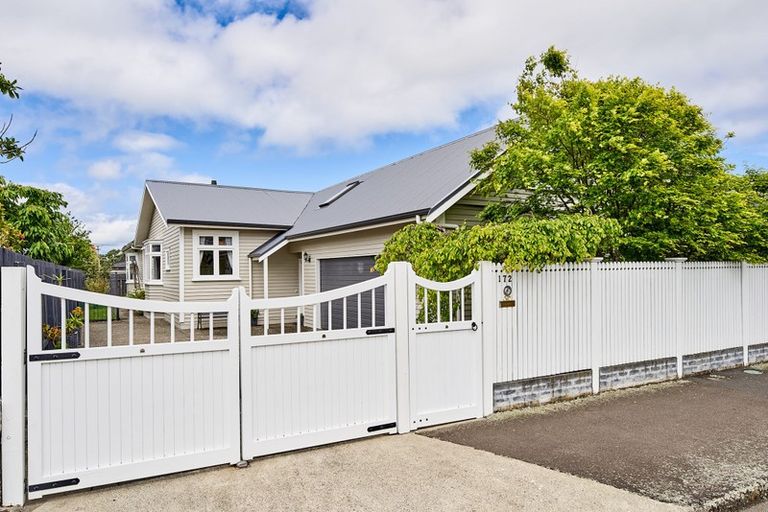 Photo of property in 172 Knights Road, Hutt Central, Lower Hutt, 5011
