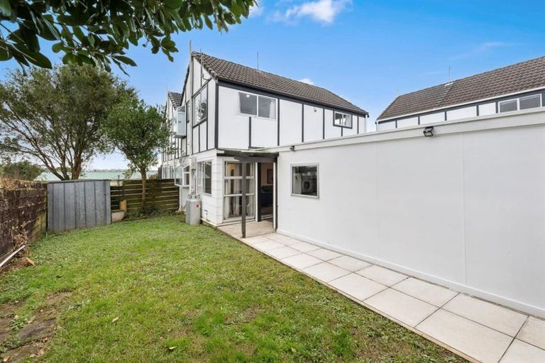 Photo of property in 1/45 Astley Avenue, New Lynn, Auckland, 0600