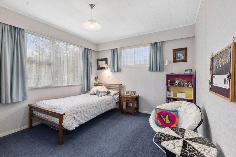 Photo of property in 14 Akron Grove, Totara Park, Upper Hutt, 5018