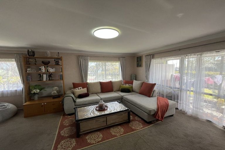 Photo of property in 1/12 Duke Street, Papakura, 2110