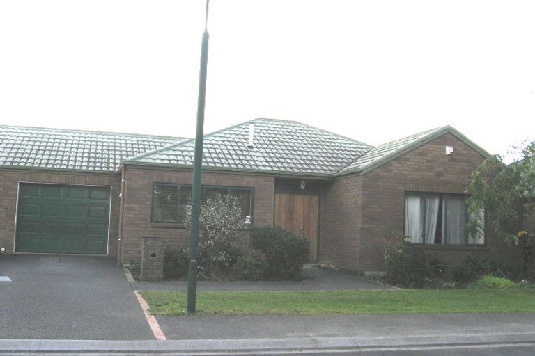 Photo of property in 4 Craiburn Street, Ranui, Auckland, 0612