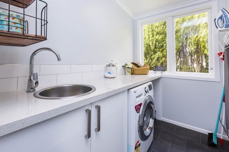 Photo of property in 45 Clouston Park Road, Clouston Park, Upper Hutt, 5018