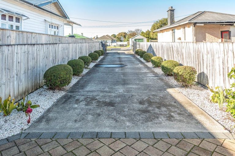 Photo of property in 3 Pharazyn Street, Gonville, Whanganui, 4500