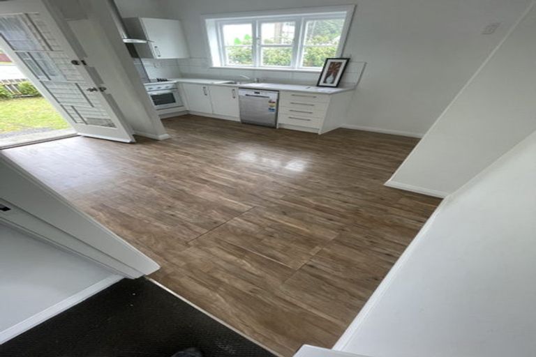 Photo of property in 28 Jutland Street, Waterloo, Lower Hutt, 5011