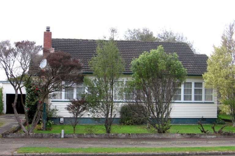 Photo of property in 40 Masters Crescent, Masterton, 5810