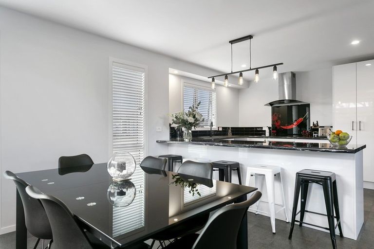 Photo of property in 27 Noumea Drive, Rangatira Park, Taupo, 3330