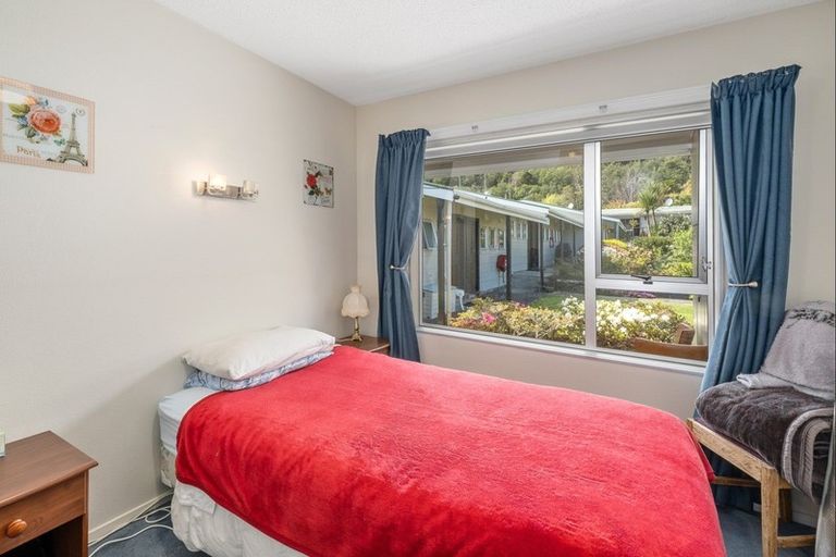Photo of property in 4p Waikawa Road, Picton, 7220