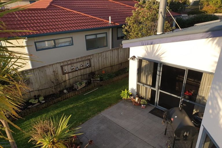 Photo of property in 74 Samwell Drive, Whitby, Porirua, 5024