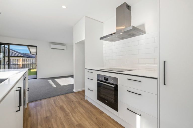 Photo of property in 38 Crossley Avenue, Woodend, 7610