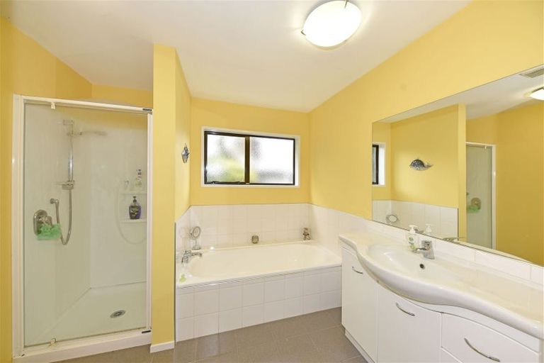 Photo of property in 50c Karnak Crescent, Russley, Christchurch, 8042