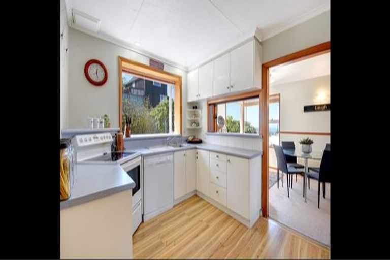 Photo of property in 6 Gilkison Street, Halfway Bush, Dunedin, 9010