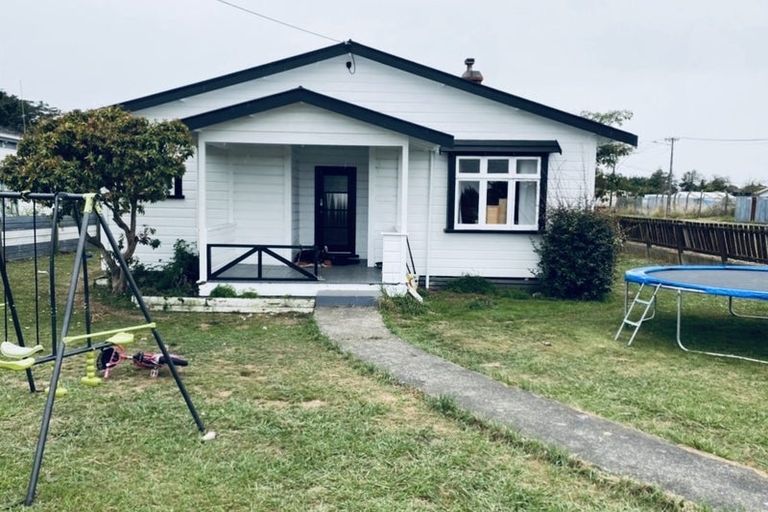 Photo of property in 59 Station Road, Marton, 4710