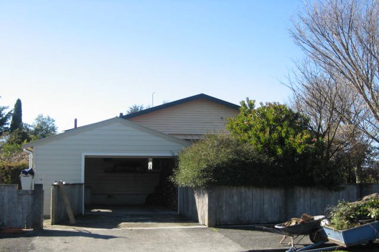 Photo of property in 16 Victoria Street, Carterton, 5713