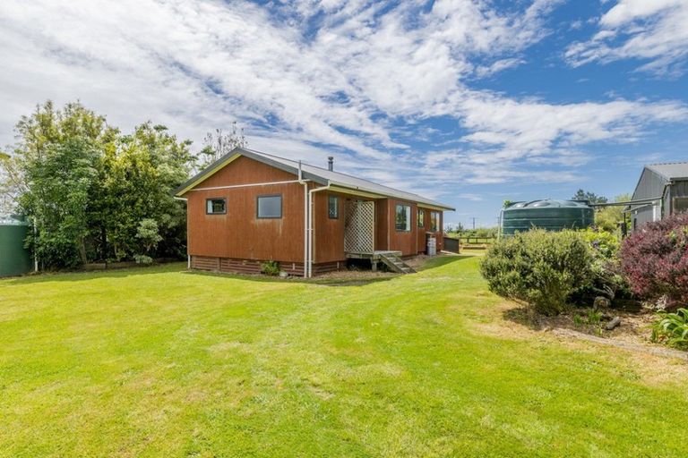 Photo of property in 97 Mcdonald Road, Levin, 5571