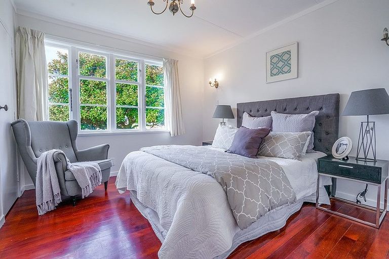 Photo of property in 4 Waitangi Road, Onehunga, Auckland, 1061