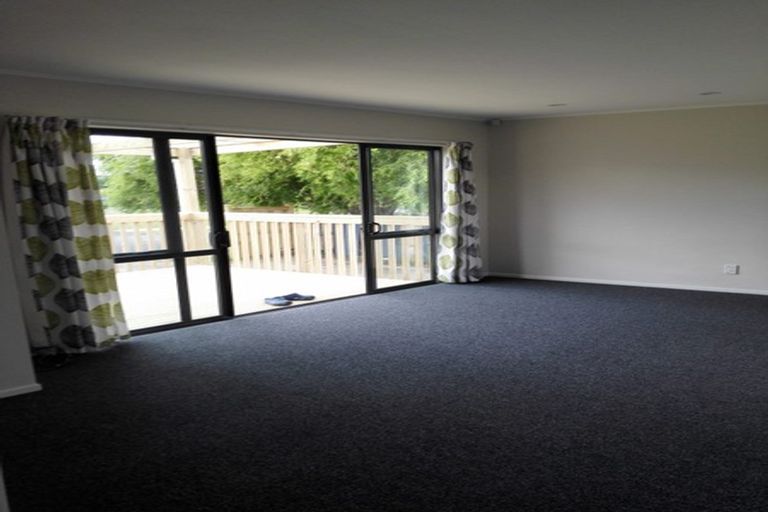 Photo of property in 72a La Trobe Street, Pakuranga Heights, Auckland, 2010