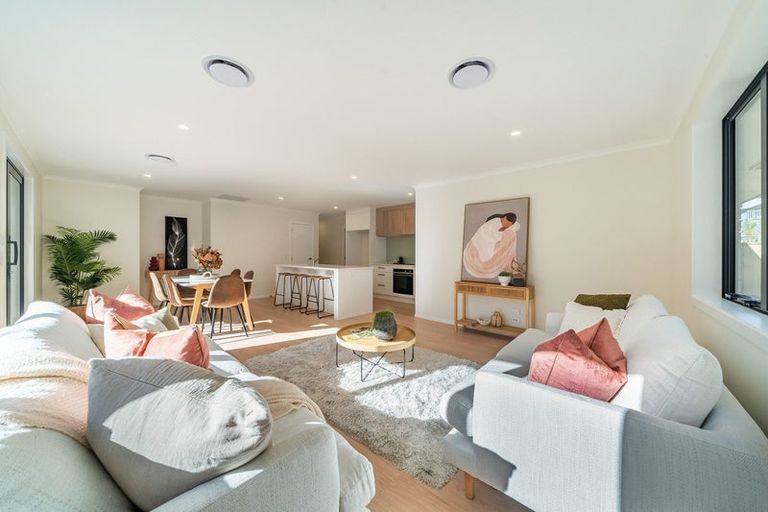 Photo of property in 115 Silverstream Road, Crofton Downs, Wellington, 6035