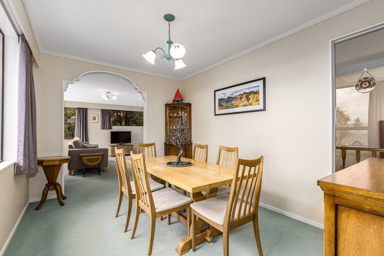 Photo of property in 7 Furneaux Grove, Whitby, Porirua, 5024