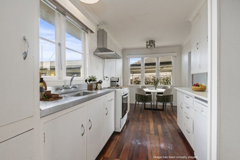 Photo of property in 30 Forbury Avenue, Takaro, Palmerston North, 4412