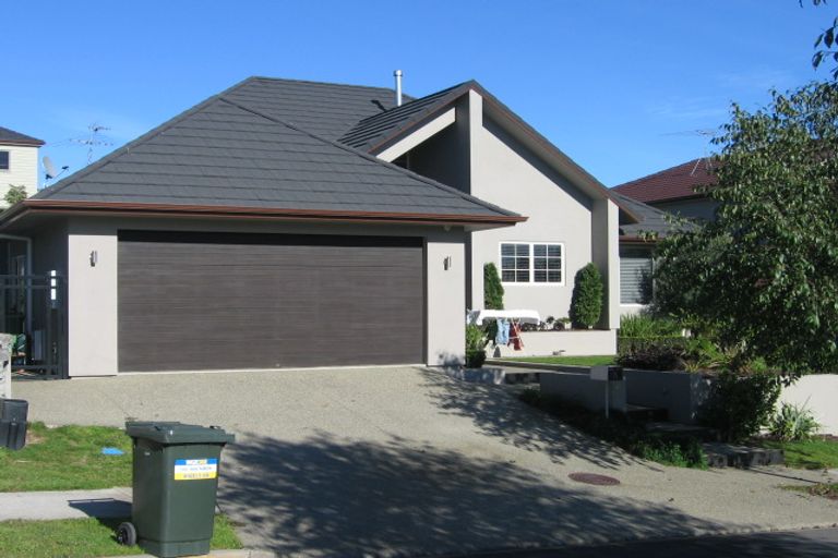 Photo of property in 13 Skye Road, East Tamaki Heights, Auckland, 2016