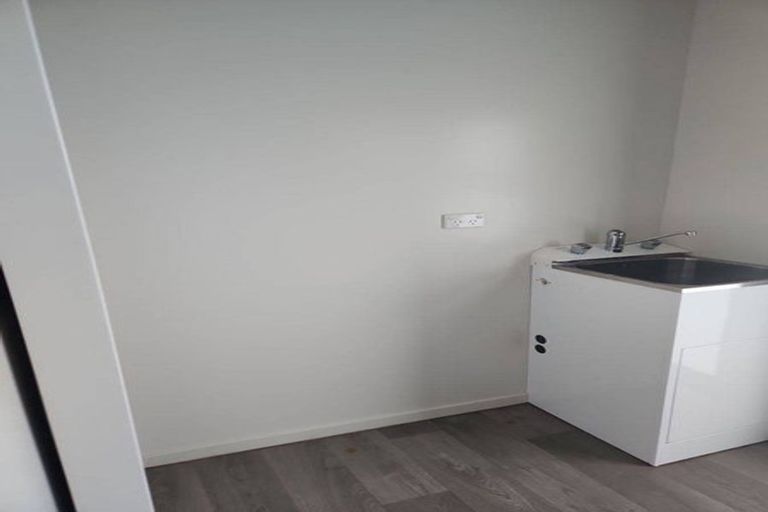 Photo of property in 308b One Tree Point Road, One Tree Point, 0118