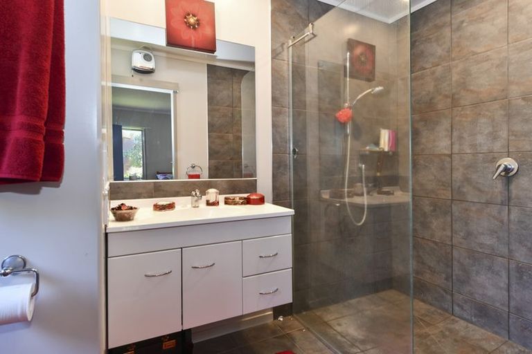 Photo of property in 3 Lark Place, Welcome Bay, Tauranga, 3112