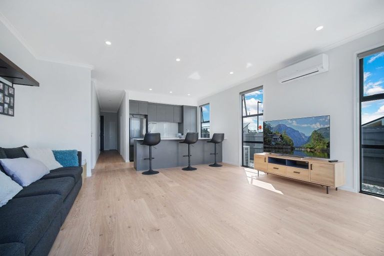 Photo of property in 78 Biokovo Street, Massey, Auckland, 0614