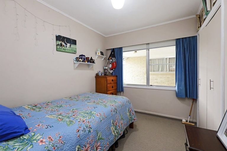 Photo of property in 17 Surrey Street, Taradale, Napier, 4112